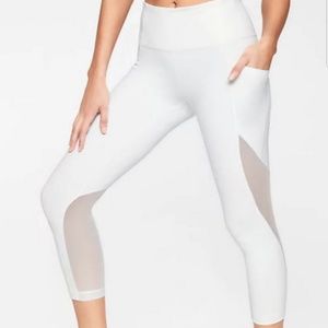 Athleta Fearless Mudra Capri